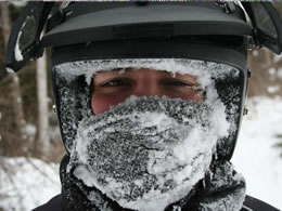 raid motoneige - Le sentier de neige