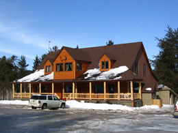 vacance motoneige - L�Appel de la For�t